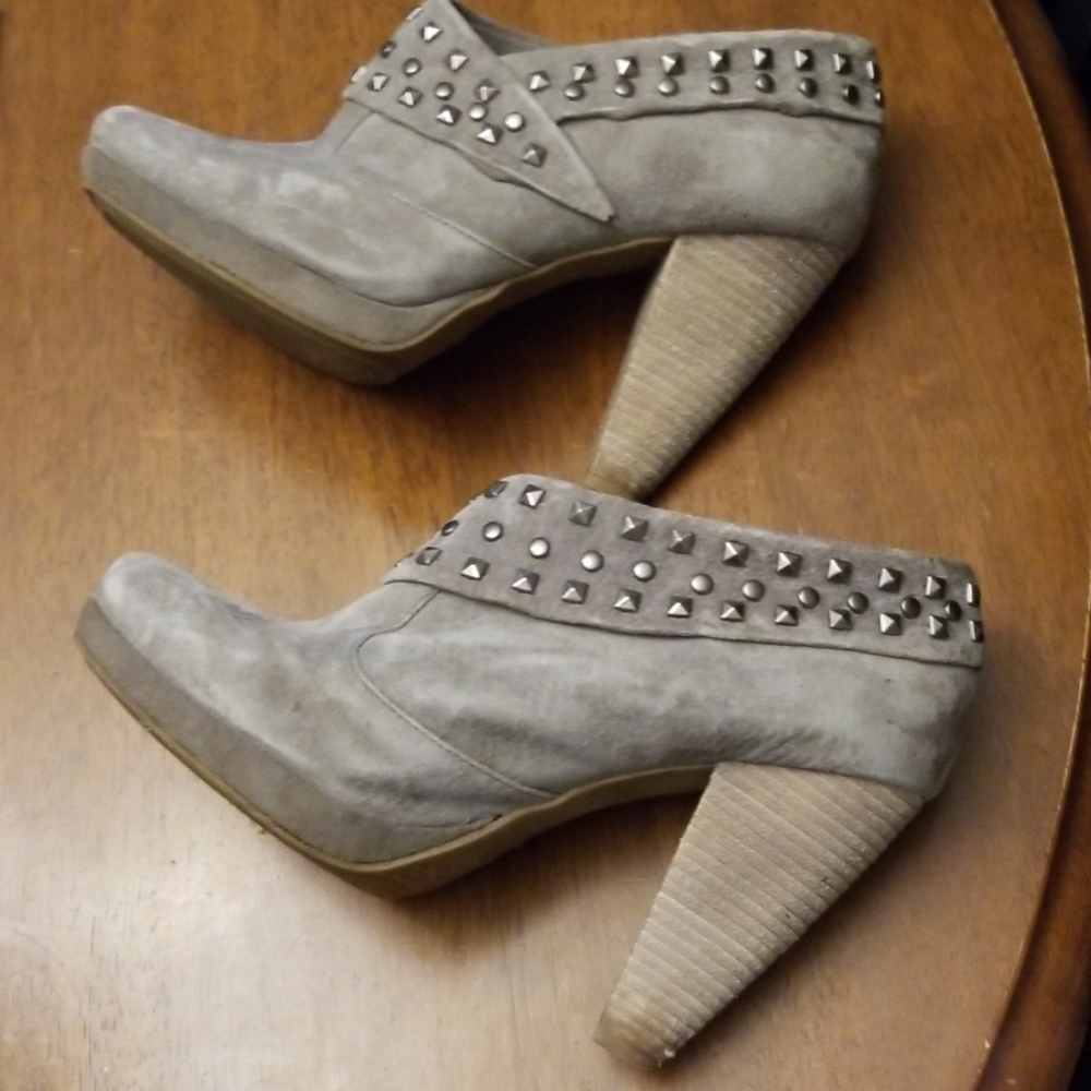 Gray suede leather ankle boots - Picture 6 of 8